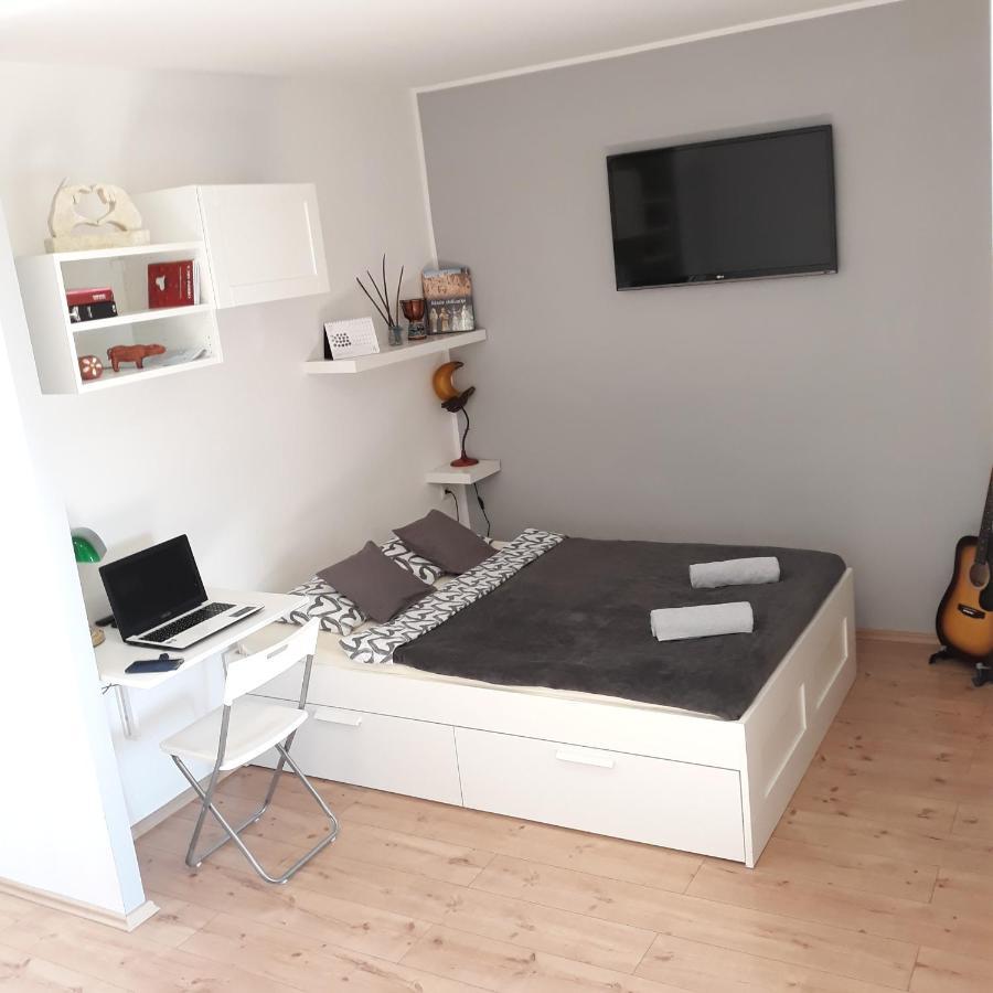 Studio Apartman "Nicole" Pula Dış mekan fotoğraf